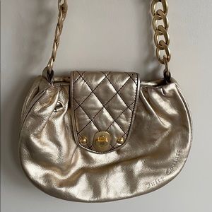Juicy Gold Shoulder Bag